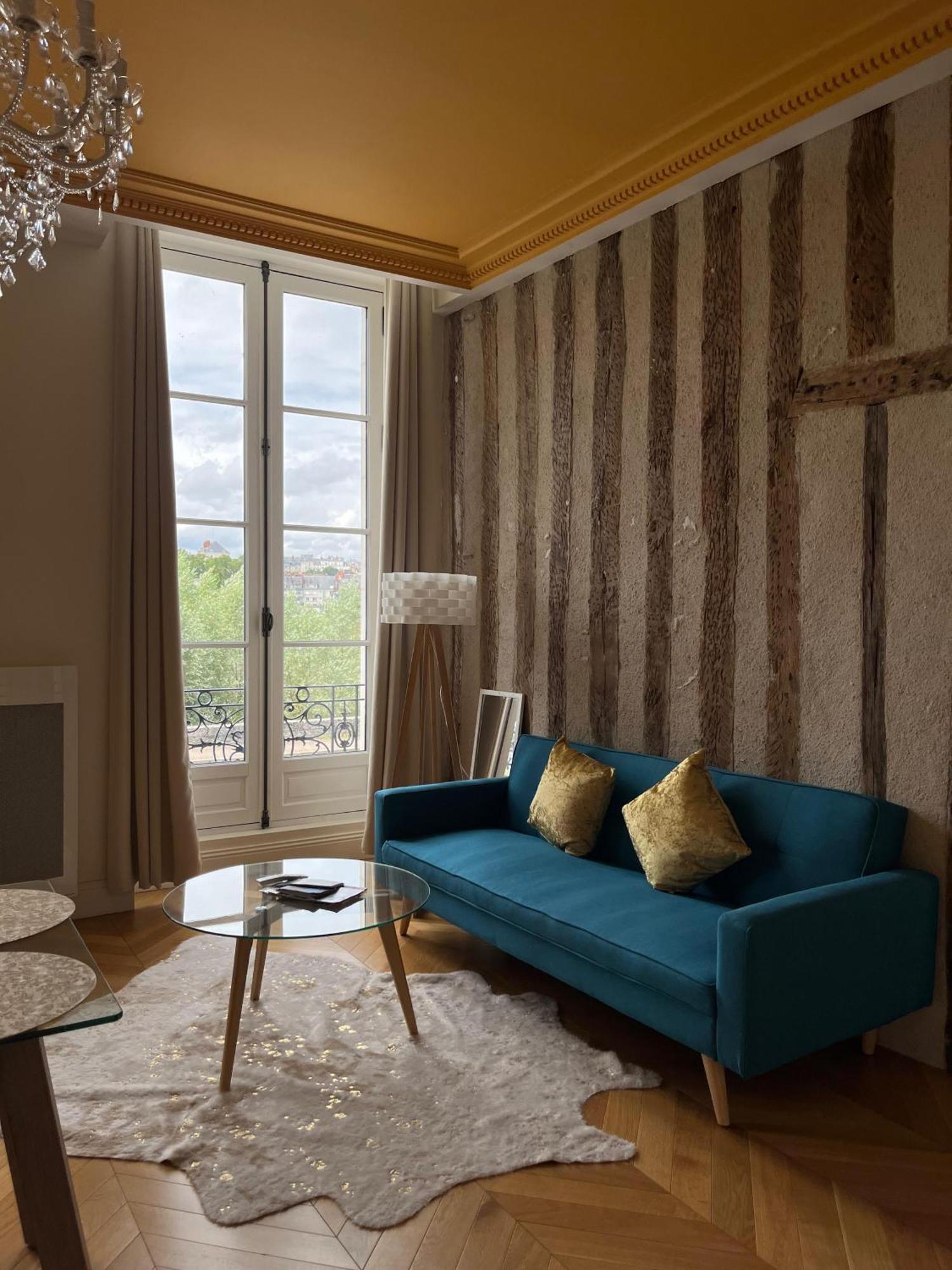 Quai De La Loire Apartment